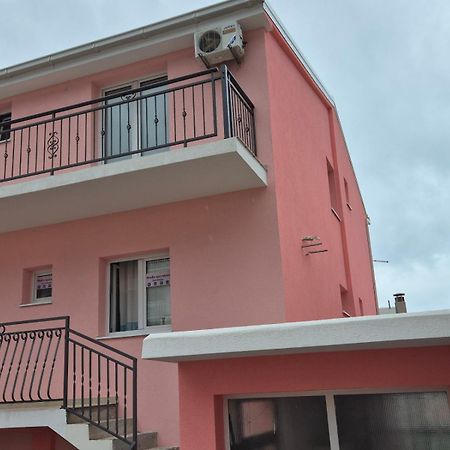 Studio Apartments Antonio Makarska Bagian luar foto