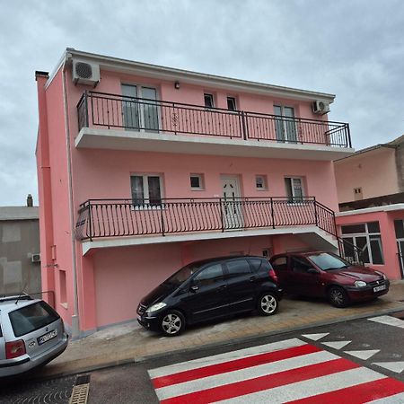 Studio Apartments Antonio Makarska Bagian luar foto