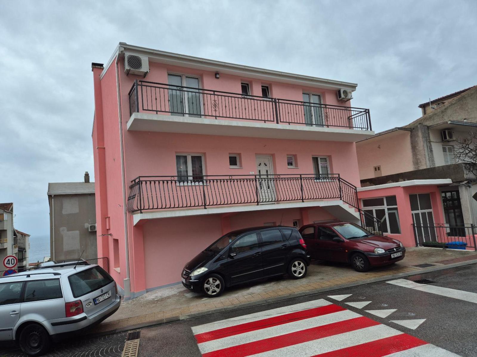 Studio Apartments Antonio Makarska Bagian luar foto