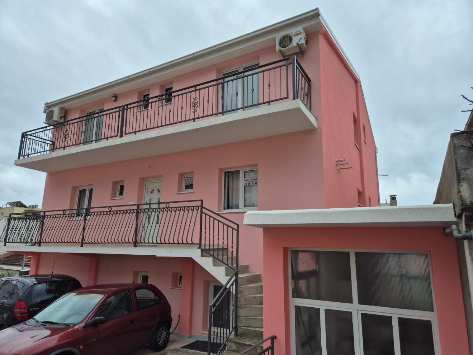 Studio Apartments Antonio Makarska Bagian luar foto