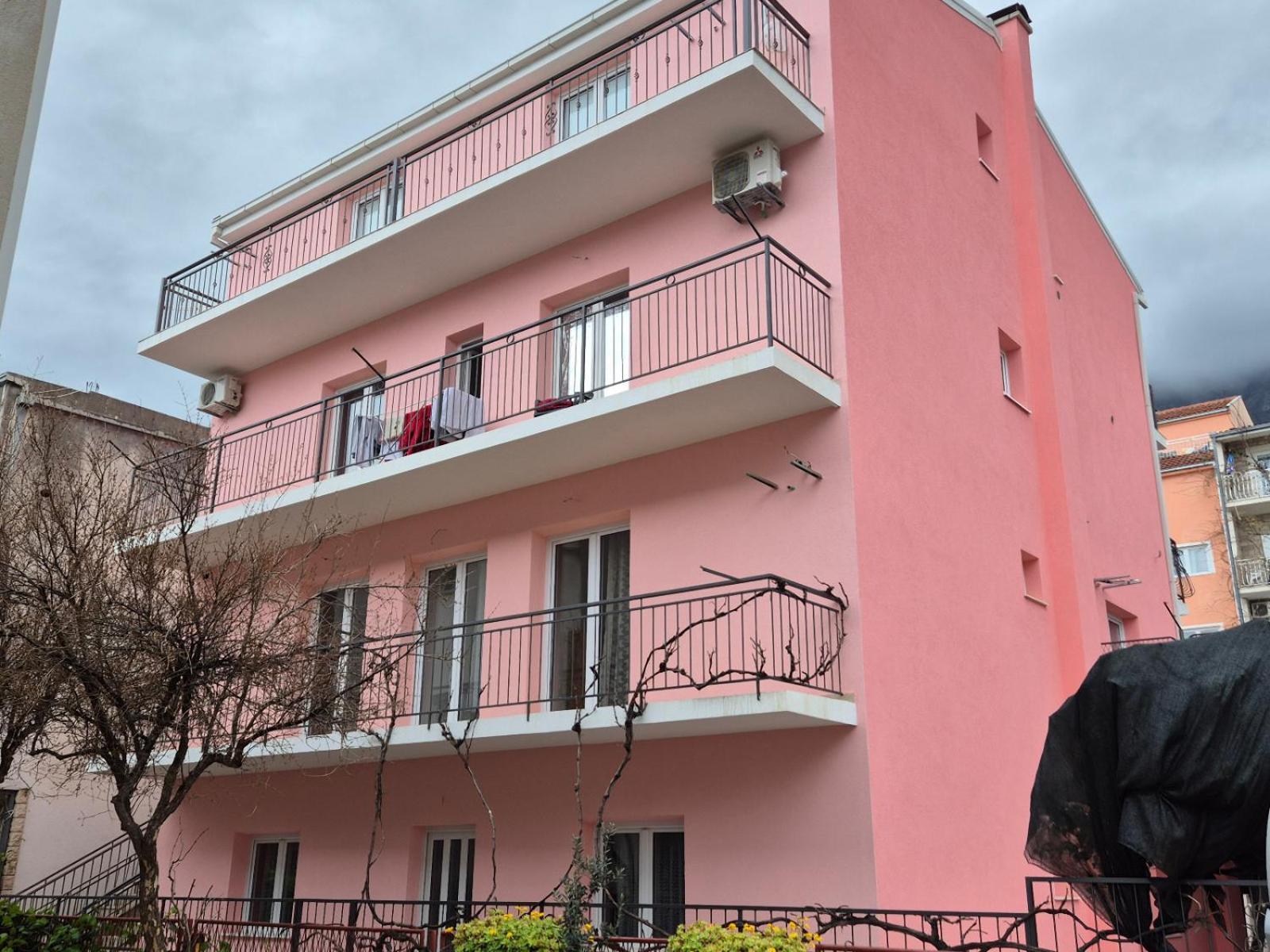 Studio Apartments Antonio Makarska Bagian luar foto