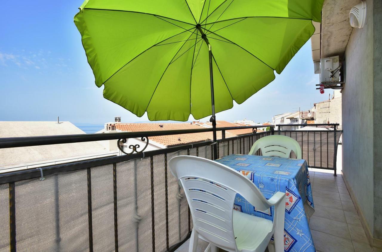 Studio Apartments Antonio Makarska Bagian luar foto