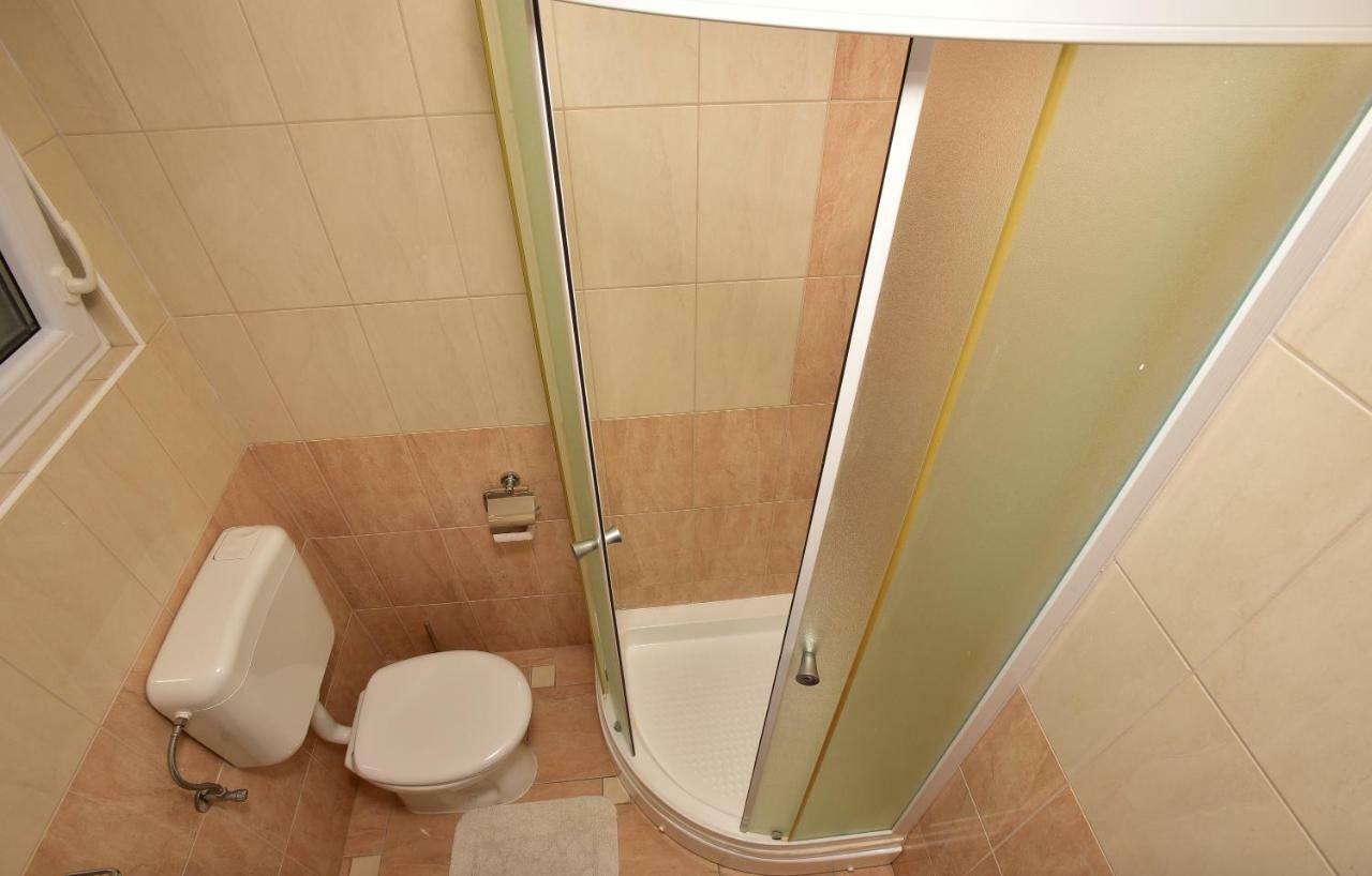 Studio Apartments Antonio Makarska Bagian luar foto