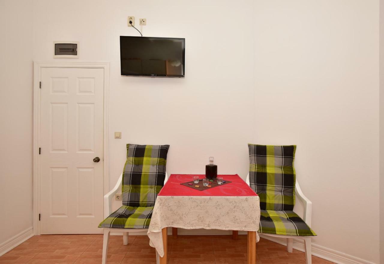Studio Apartments Antonio Makarska Bagian luar foto